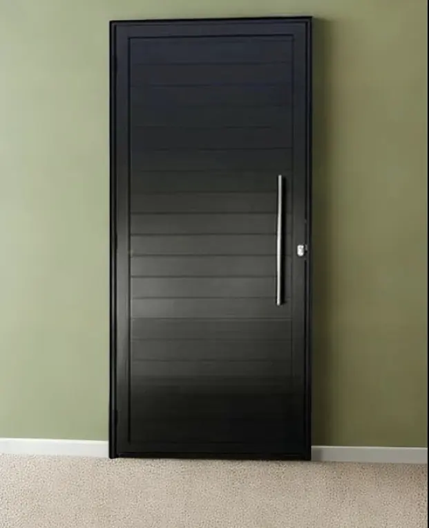 Porta de alumínio em acesso residencial